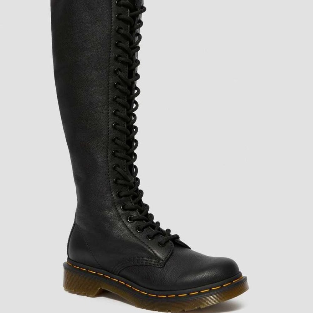 Dr Martens IB60 VIRGINIA TALL